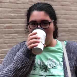 Meet your Posher, Ashley